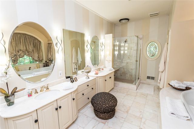 99 Wiggins Ln, South Union Twp, PA 15401