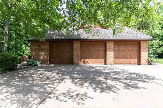 99 Wiggins Ln, South Union Twp, PA 15401