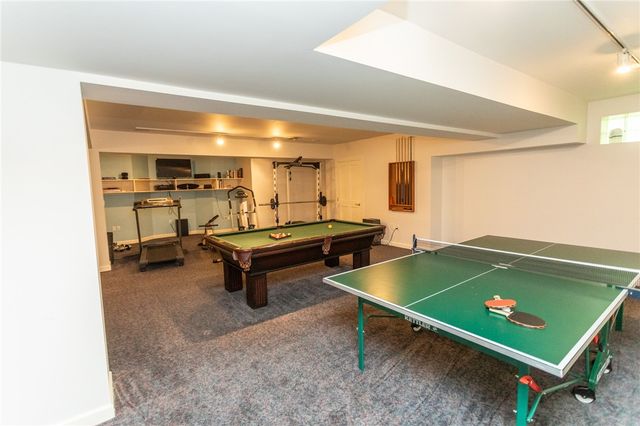 99 Wiggins Ln, South Union Twp, PA 15401