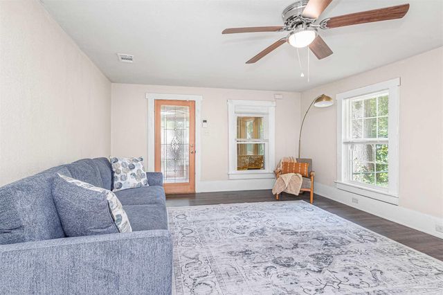 1724 E Maxwell St, Pensacola, FL 32503