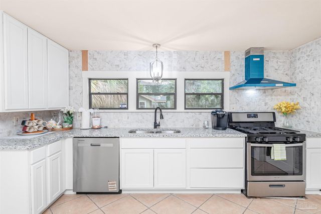 1724 E Maxwell St, Pensacola, FL 32503