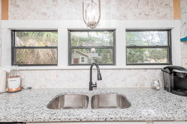 1724 E Maxwell St, Pensacola, FL 32503