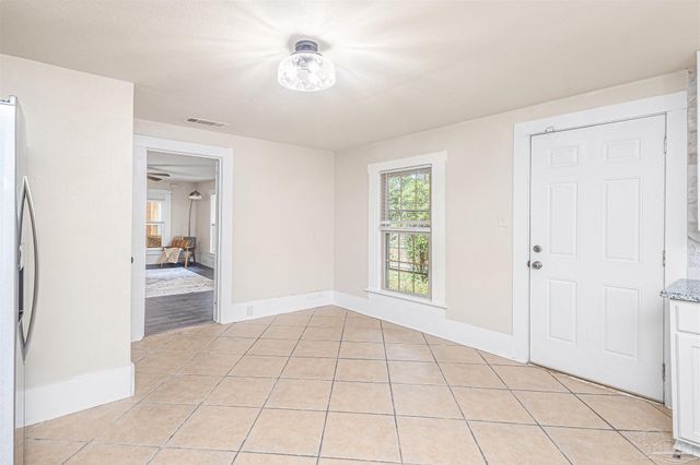 1724 E Maxwell St, Pensacola, FL 32503