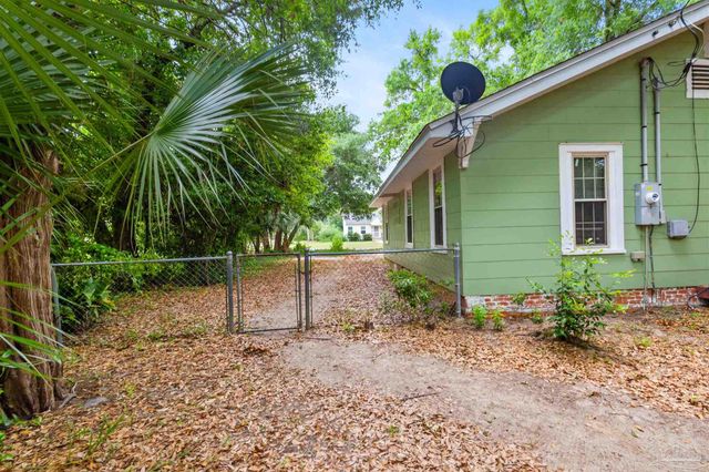 1724 E Maxwell St, Pensacola, FL 32503