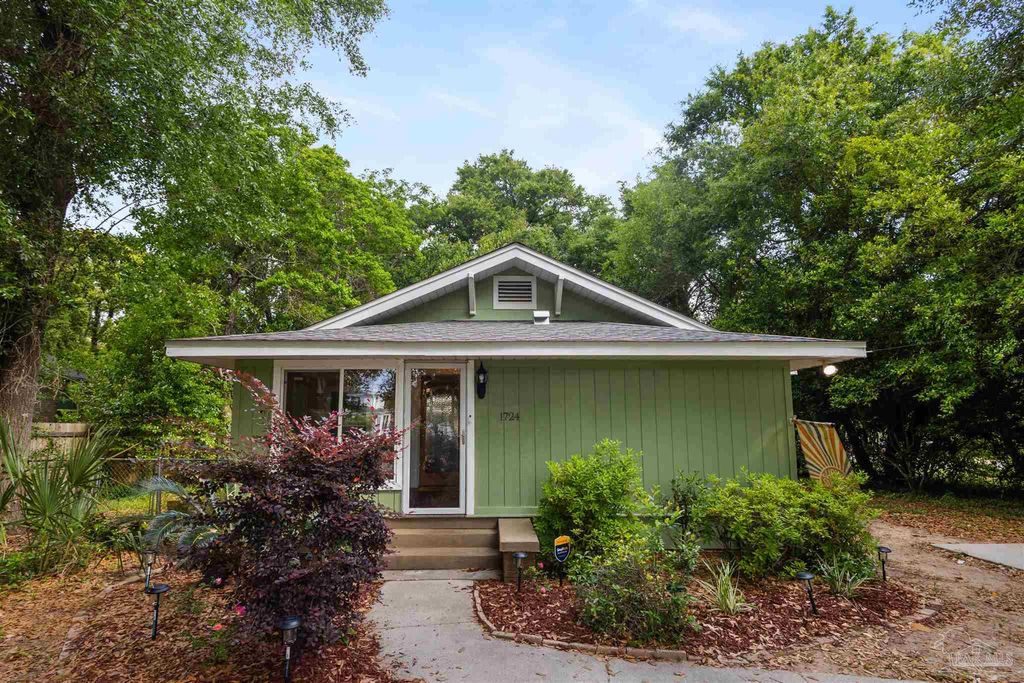1724 E Maxwell St, Pensacola, FL 32503