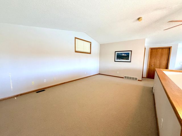 6 Edgewater Road, Slayton, MN 56172