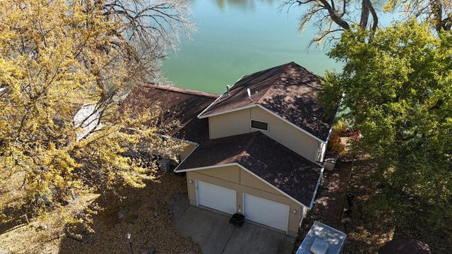 6 Edgewater Road, Slayton, MN 56172