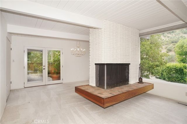 1364 Braeridge Drive, Beverly Hills, CA 90210