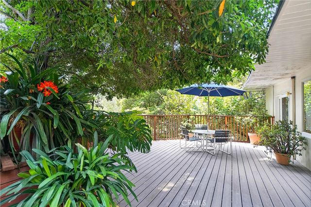 1364 Braeridge Drive, Beverly Hills, CA 90210