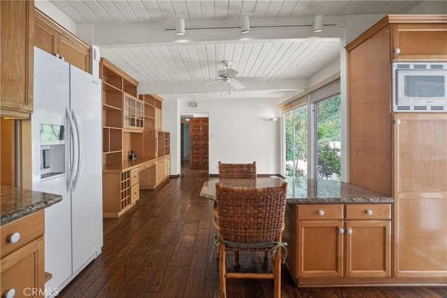 1364 Braeridge Drive, Beverly Hills, CA 90210