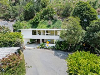 1364 Braeridge Drive, Beverly Hills, CA 90210