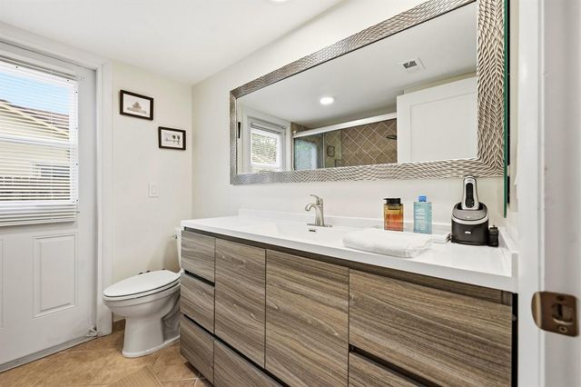 3307 NW 29th Avenue, Boca Raton, FL 33434