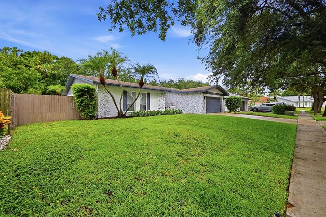 3307 NW 29th Avenue, Boca Raton, FL 33434