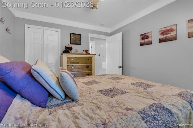 570 Cardwell Street, Garden City, MI 48135