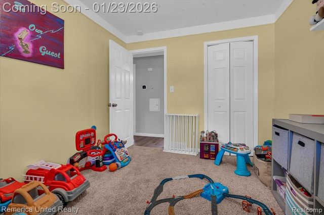 570 Cardwell Street, Garden City, MI 48135