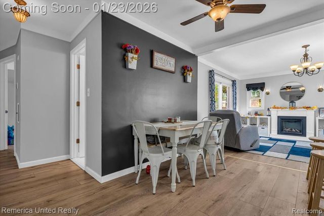 570 Cardwell Street, Garden City, MI 48135