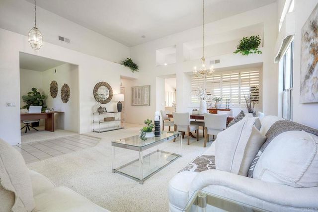 5060 Avenida De La Plata, Oceanside, CA 92057