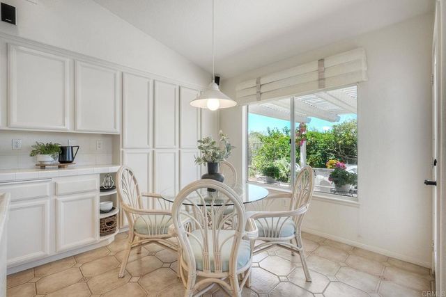 5060 Avenida De La Plata, Oceanside, CA 92057