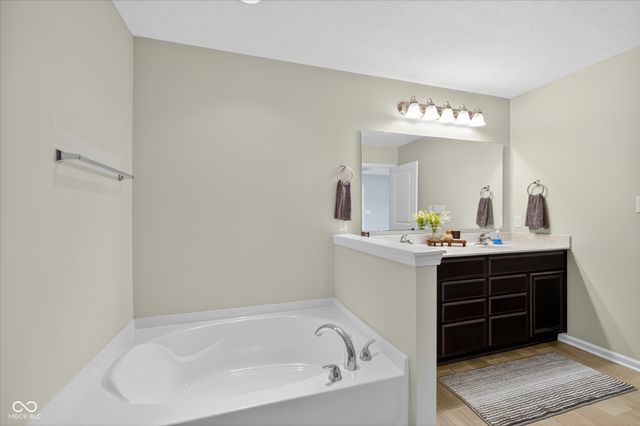 4000 W Morse Drive, Cicero, IN 46034