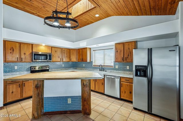 23843 N 41ST Avenue, Glendale, AZ 85310