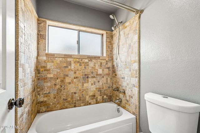 23843 N 41ST Avenue, Glendale, AZ 85310