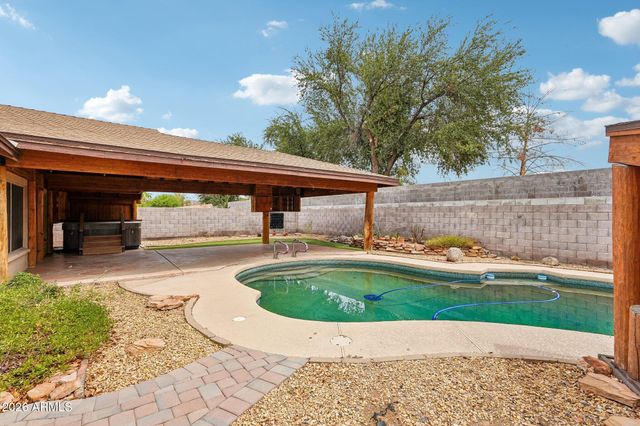 23843 N 41ST Avenue, Glendale, AZ 85310