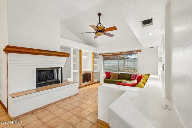 23843 N 41ST Avenue, Glendale, AZ 85310