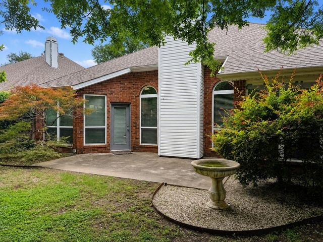 3867 Ridgelake Court, Addison, TX 75001