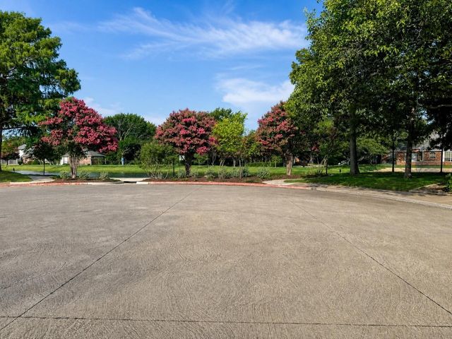 3867 Ridgelake Court, Addison, TX 75001