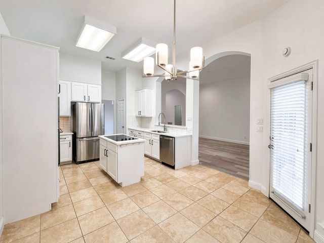 3867 Ridgelake Court, Addison, TX 75001
