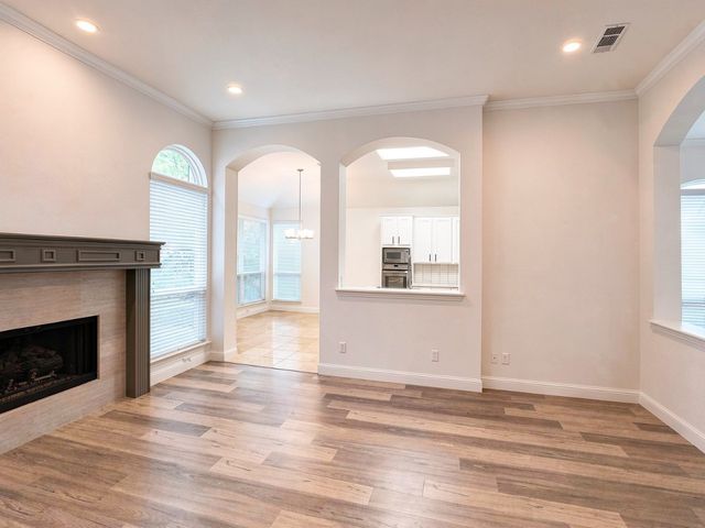 3867 Ridgelake Court, Addison, TX 75001