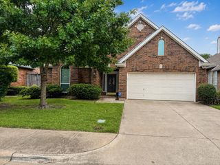 3867 Ridgelake Court, Addison, TX 75001