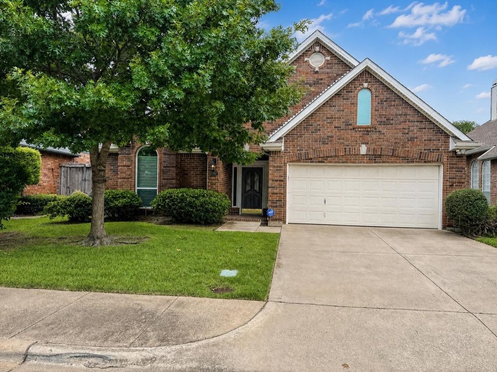 3867 Ridgelake Court, Addison, TX 75001