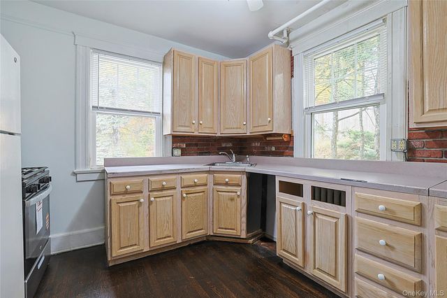 11 Spruce Street, Sleepy Hollow, NY 10591
