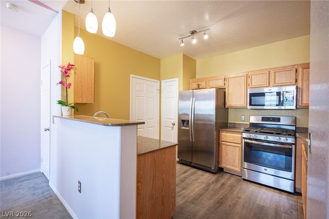 10550 West Alexander Road 2014, Las Vegas, NV 89129