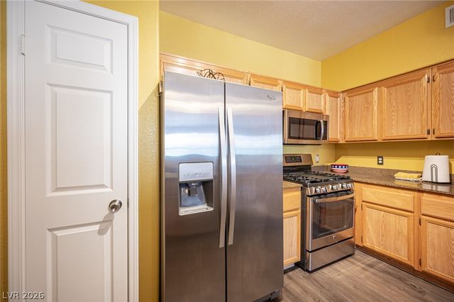 10550 West Alexander Road 2014, Las Vegas, NV 89129