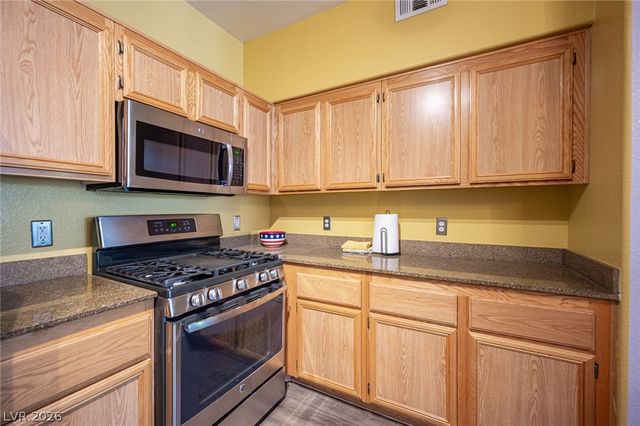 10550 West Alexander Road 2014, Las Vegas, NV 89129