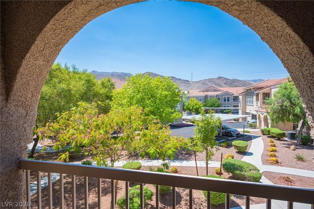 10550 West Alexander Road 2014, Las Vegas, NV 89129