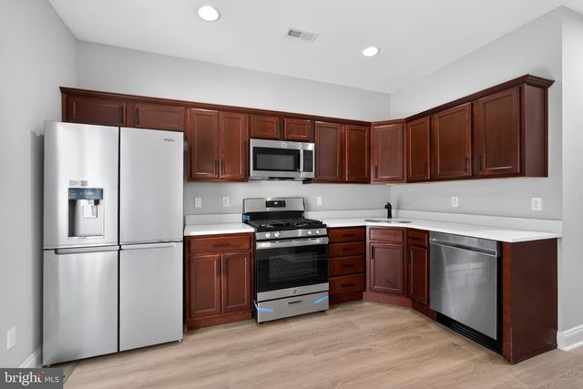 1820 TITAN ST, Philadelphia, PA 19146