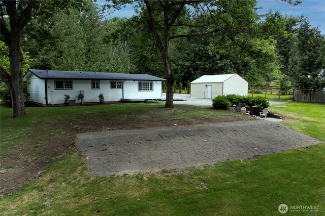 20002 208th Avenue SE, Renton, WA 98058