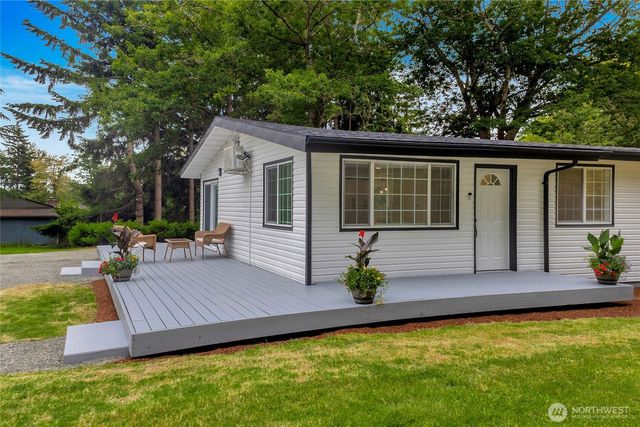 20002 208th Avenue SE, Renton, WA 98058