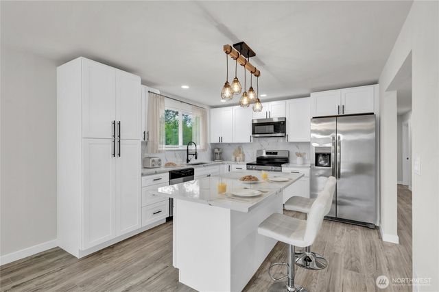 20002 208th Avenue SE, Renton, WA 98058