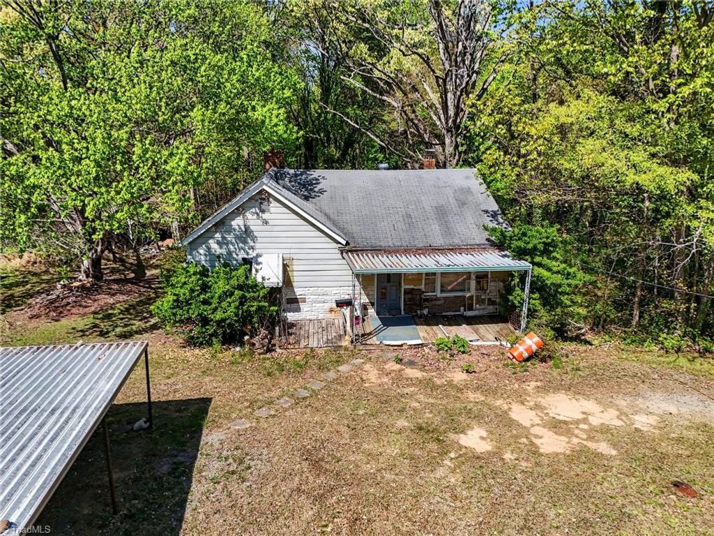 2106 School Street, Winston-salem, NC 27105
