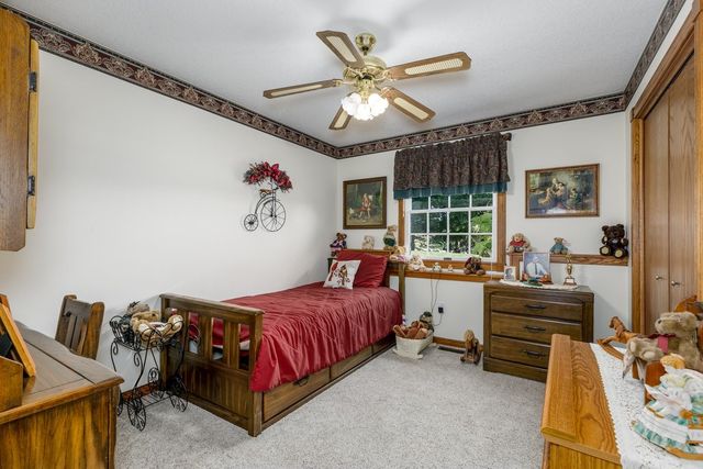 554 NE 80th Street, Pleasant Hill, IA 50327