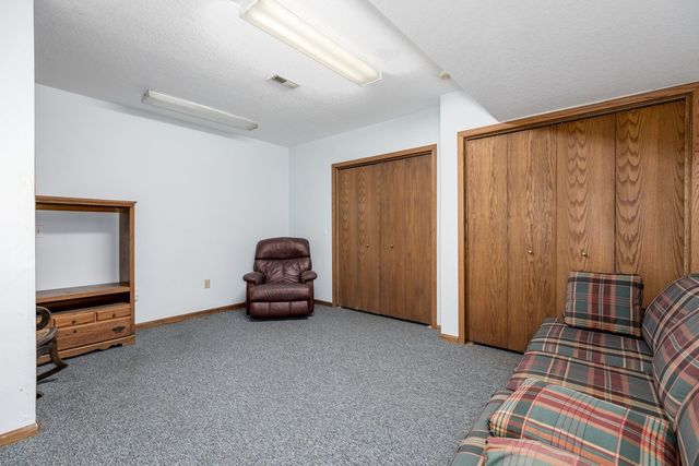 554 NE 80th Street, Pleasant Hill, IA 50327