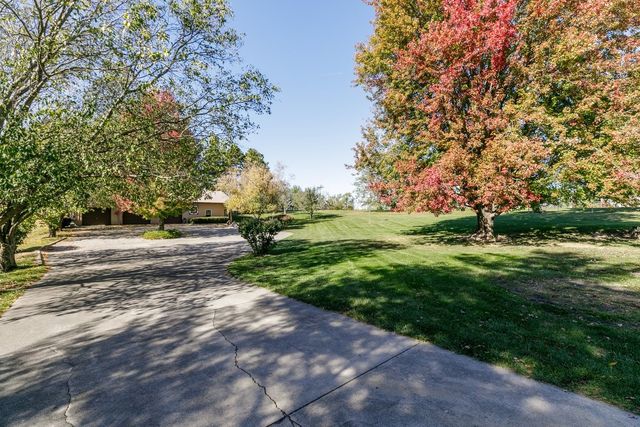 554 NE 80th Street, Pleasant Hill, IA 50327