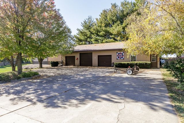 554 NE 80th Street, Pleasant Hill, IA 50327