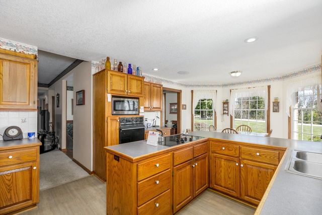 554 NE 80th Street, Pleasant Hill, IA 50327