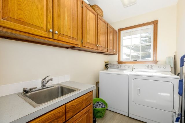 554 NE 80th Street, Pleasant Hill, IA 50327