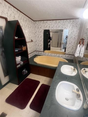 996 Oak Lane, Hackberry, LA 70645